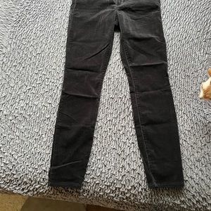 Gap Never worn without tags mid rise skinny corduroys in black. Size 26 short.